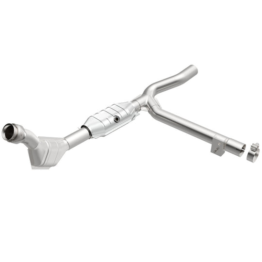 MagnaFlow Direct Fit Catalytic Converter 99-00 Ford F-150 4.2L 50S - 447142