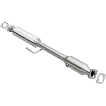 Load image into Gallery viewer, MagnaFlow Direct Fit Catalytic Conv 11-14 Sonata 2.4L Underbody (OEM Grade Federal / EPA Compliant) - 52820