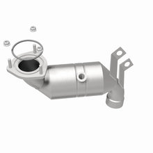 Load image into Gallery viewer, MagnaFlow Direct Fit Catalytic Converter 02-03 Jaguar X-Type Rear - 51430