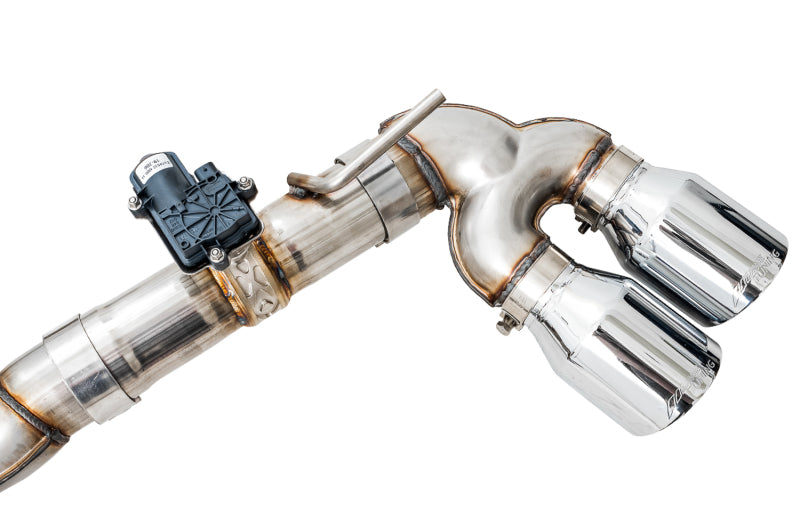 AWE Tuning Volkswagen Golf R MK7.5 SwitchPath Exhaust w/Chrome Silver Tips 102mm - 3025-42066