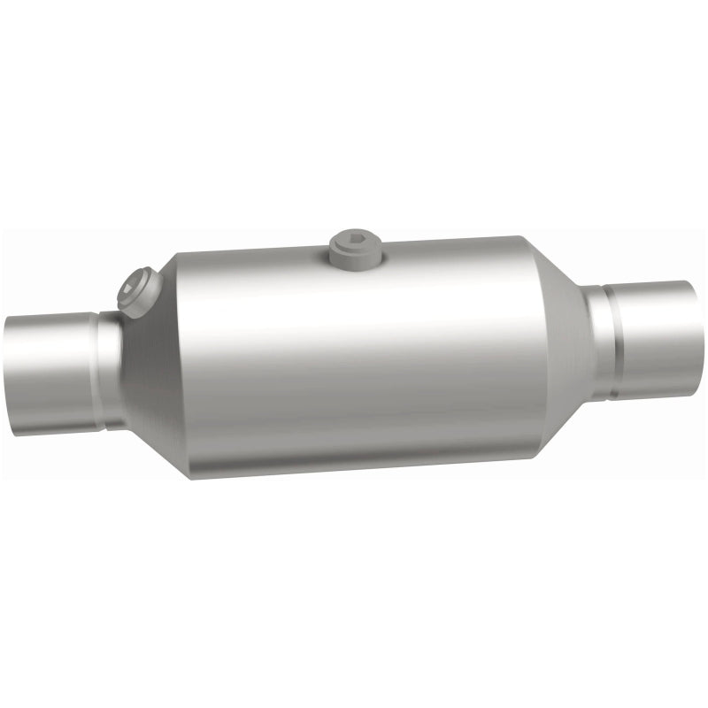 MagnaFlow 2.00 w/dual O2 5in. Spun Universal Converter - 79314