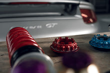 Load image into Gallery viewer, KW 04-05 Porsche Carrera GT Special Edition HLS4 V5 Coilover Kit w/ Red &amp; Blue Springs - 3097140A