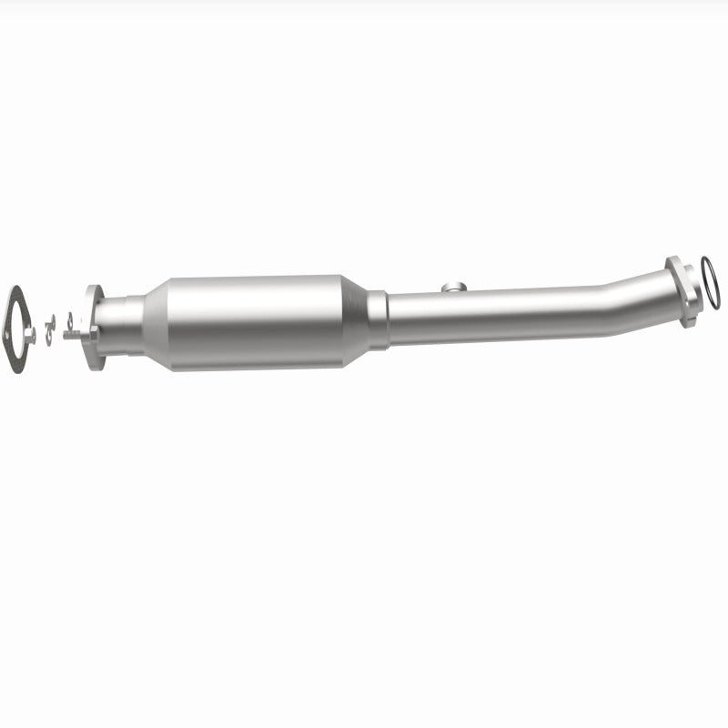 MagnaFlow 05-06 Nissan Titan 5.6L Direct Fit Converter - 5592215