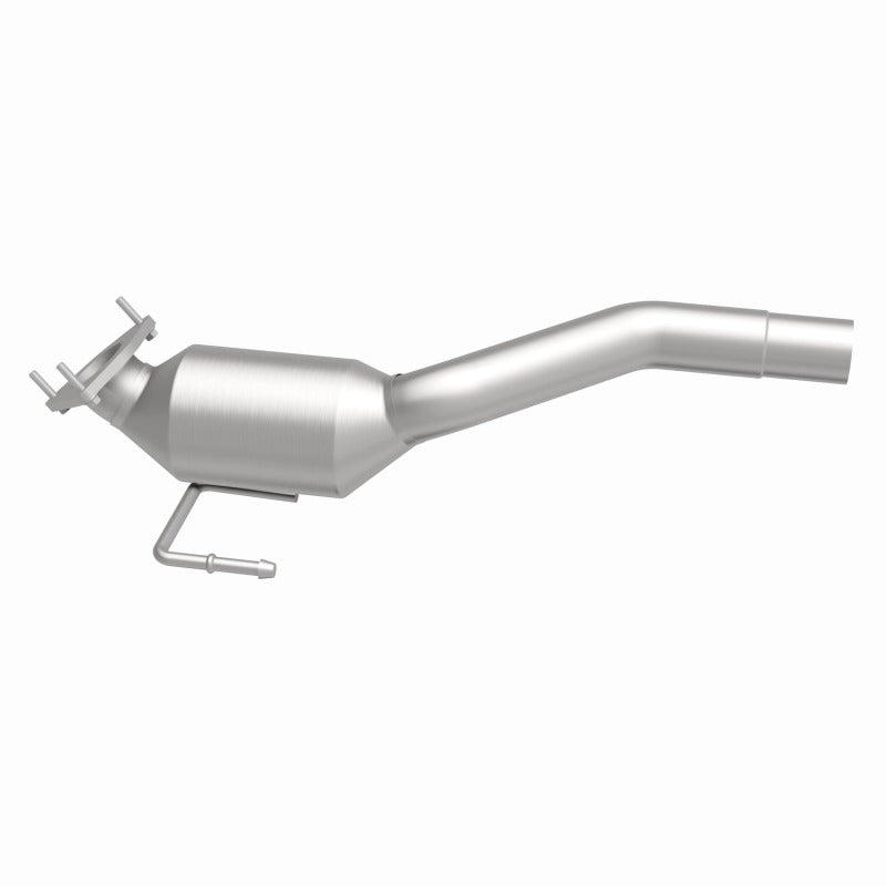MagnaFlow Direct Fit Catalytic Converter 04-07 VW Touareg 4.2L Driver Side - 51154