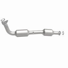 Load image into Gallery viewer, MagnaFlow Direct Fit Catalytic Converter 07-09 Toyota Tundra/Sequoia V8 4.7L - 5582626
