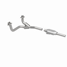 Load image into Gallery viewer, MagnaFlow Conv DF 88-95 Ford Trucks 5.8L V8 - 93312