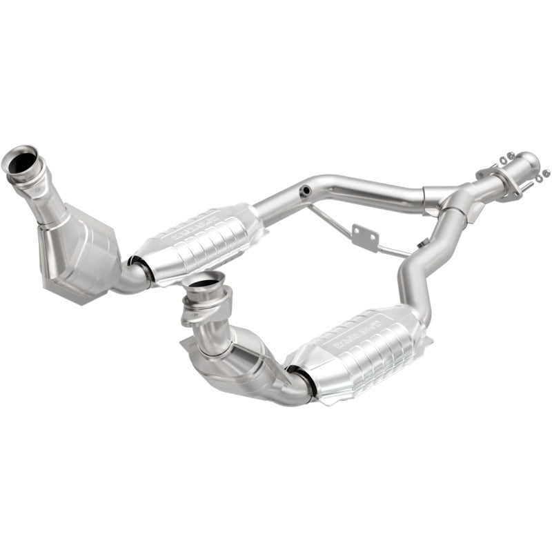 MagnaFlow Direct Fit Catalytic Converter 96-98 Ford Mustang 3.8L - 93344