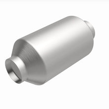 Load image into Gallery viewer, MagnaFlow GM 3500/4500 HD 6.0L 3in Universal Converter - 51809