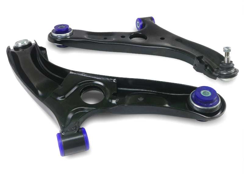 SuperPro Hyundai Veloster/Elantra Front Lower Control Arm Set - TRC1076