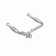 Load image into Gallery viewer, MagnaFlow DF Catalytic Conv 06-09 Ford Explorer 4.6L Y-Pipe Assy/07-09 Explorer Sport Trac 4.6L - 49672