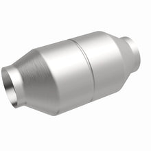 Load image into Gallery viewer, MagnaFlow Universal Catalytic Converter 02-06 Dodge Ram 2500/3500 Pickup 5.9L Cummins Diesel H.O. - 60121