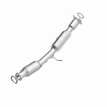 Load image into Gallery viewer, MagnaFlow Direct Fit Catalytic Converter 05-09 Volvo V50 2.4L - 24144