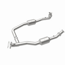 Load image into Gallery viewer, MagnaFlow 2003 Ford E-350 Super Duty 5.4L Direct Fit Converter - 4583378