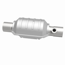 Load image into Gallery viewer, MagnaFlow Universal Catalytic Converter 2 Single O2 Boss - 53134