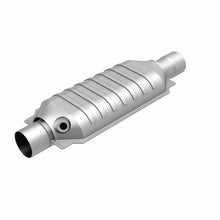 Load image into Gallery viewer, MagnaFlow Universal Catalytic Converter 2.5 Single O2 Boss - 94436