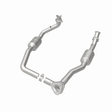Load image into Gallery viewer, MagnaFlow 2003 Ford E-350 Super Duty 5.4L Direct Fit Converter - 4583378