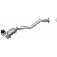 Load image into Gallery viewer, MagnaFlow Direct Fit Catalytic Converter 96-98 Explorer-Mountaineer - 23311