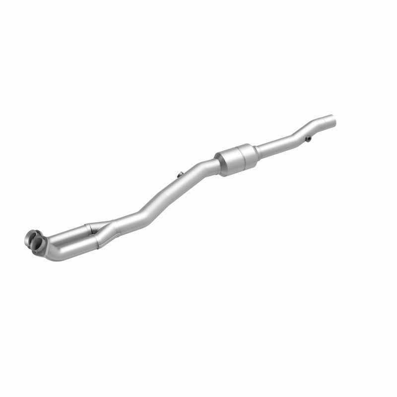 MagnaFlow Direct Fit Catalytic Converter 96-97 BMW 840 4.4L Driver Side - 24130