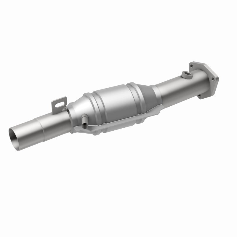 MagnaFlow Direct Fit Catalytic Converter 95 Volkswagen Golf 2.8L - 23713
