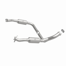 Load image into Gallery viewer, MagnaFlow DF Conv Ford/Mercury 06-10 Explorer/Mountaineer/ 07-10 Explorer SportTrac 4.0L Y-Pipe Assy - 93404