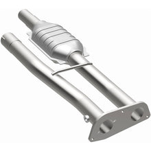 Load image into Gallery viewer, MagnaFlow Direct Fit Catalytic Converter 98 GM Truck 5.7L - 23179