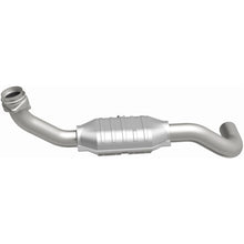 Load image into Gallery viewer, MagnaFlow Direct Fit Catalytic Converter 03-05 Ford Expedition/05-06 Lincoln Navigator 5.4L D/S - 93126