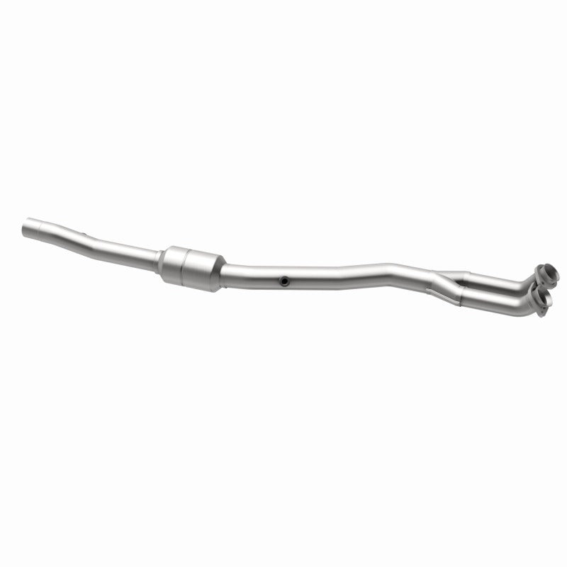 MagnaFlow Direct Fit Catalytic Converter 96-97 BMW 840 4.4L Driver Side - 24130