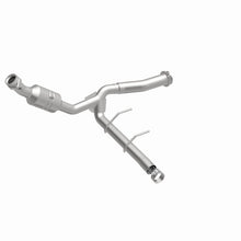 Load image into Gallery viewer, MagnaFlow 11-14 Ford F-150 5.0L Direct Fit CARB Compliant Left Catalytic Converter - 5551139