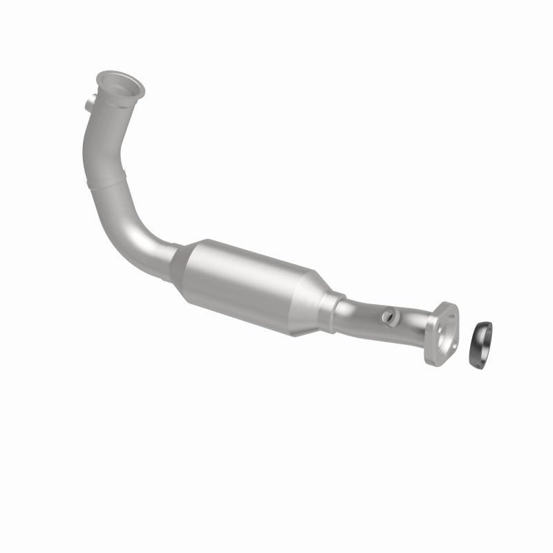 MagnaFlow Direct Fit Catalytic Converter OEM 2004 Jeep Liberty Underbody - 4551583