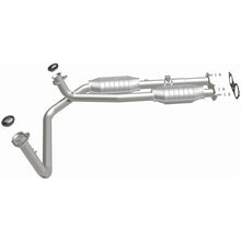 Load image into Gallery viewer, MagnaFlow Conv DF GM Truck/SUV Dual Outlet 96 - 23453