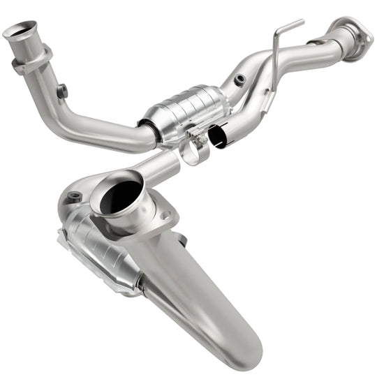 MagnaFlow Direct Fit Catalytic Converter 05-06 Jeep Grand Cherokee 3.7L Y-Pipe Assy (49 State) - 24473