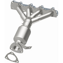 Load image into Gallery viewer, MagnaFlow Direct Fit Catalytic Converter 06 Pontiac G6 2.4L - 50304