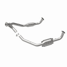 Load image into Gallery viewer, MagnaFlow Direct Fit Catalytic Converter 94-95 Disc./Defender 3.9L - 93691