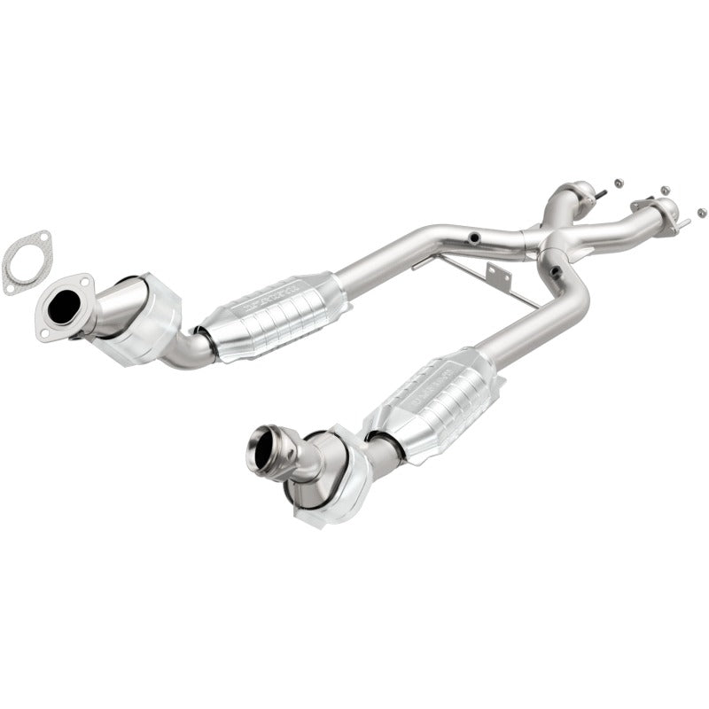 MagnaFlow Direct Fit Catalytic Converter 96-98 4.6L *California* - 441112