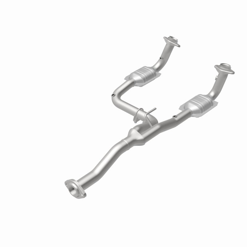 MagnaFlow Direct Fit Catalytic Converter 07 Jeep Liberty 3.7L - 23957