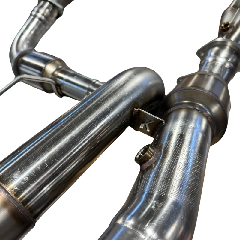 Kooks Headers 2022+ Ford F-150 Raptor R 5.2L 4V. 2in Header and H.O. Green Catted Conn. - 1372H640