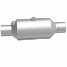 Load image into Gallery viewer, MagnaFlow 2.50 w/dual O2 5in. Spun Universal Converter - 79316