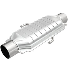 Load image into Gallery viewer, MagnaFlow Universal Catalytic Converter 3/3 W/2Air - 95029