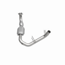 Load image into Gallery viewer, MagnaFlow Direct Fit Catalytic Converter 97-98 Ford Trucks 5.4L - 447129
