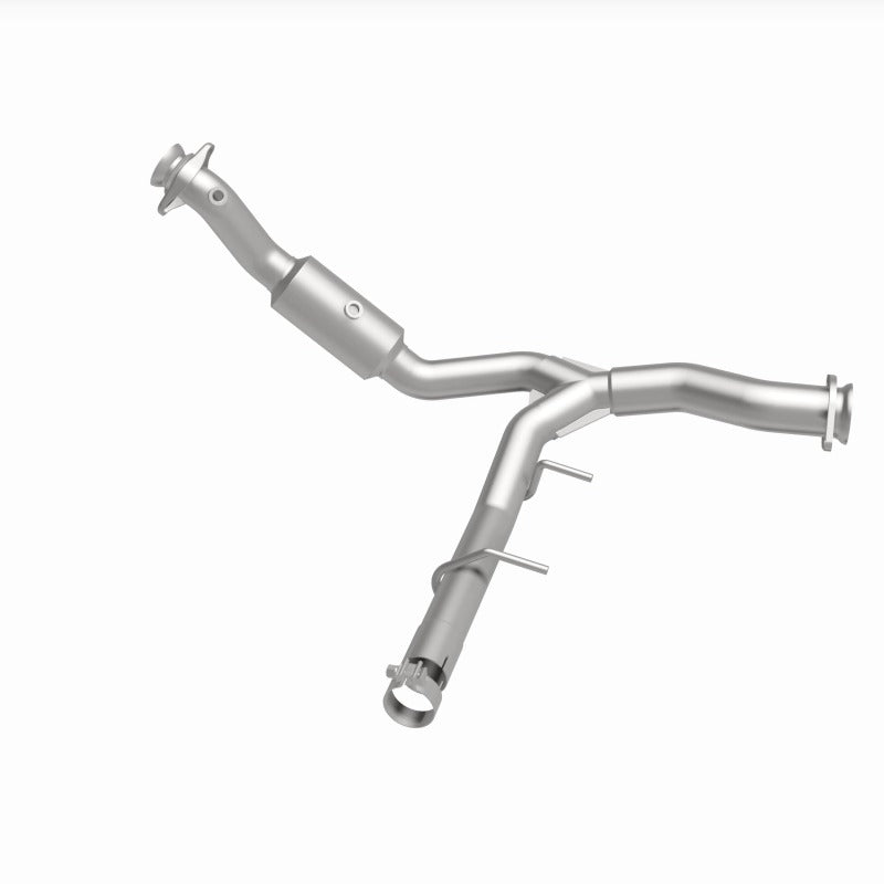 MagnaFlow Direct Fit Catalytic Converter 15-17 Ford Expedition V6 3.5 OEM Underbody - 21-528