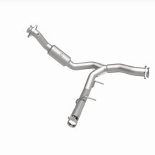 Load image into Gallery viewer, MagnaFlow Direct Fit Catalytic Converter 15-17 Ford Expedition V6 3.5 OEM Underbody - 21-528