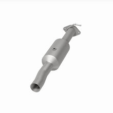 Load image into Gallery viewer, MagnaFlow 09-10 Ford F-550 Super Duty V10 6.8L Rear Underbody Direct Fit Catalytic Converter - 280434