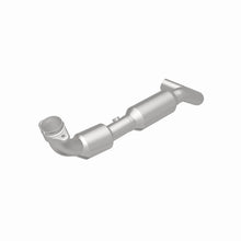 Load image into Gallery viewer, MagnaFlow 03-04 Lincoln Navigator 5.4L Direct Fit Converter - 4583077
