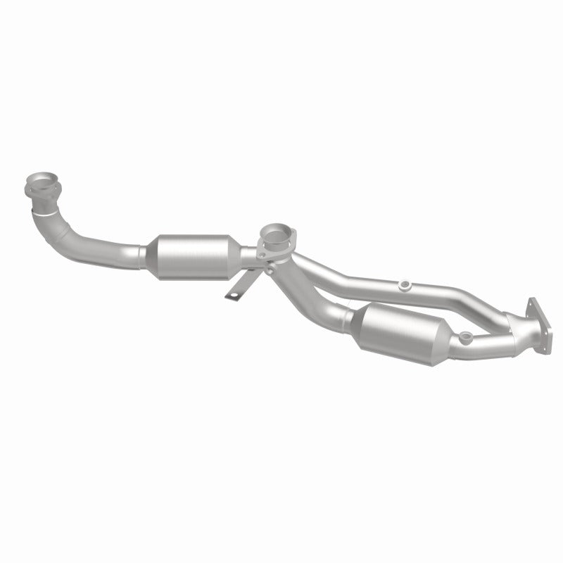MagnaFlow Direct Fit Catalytic Converter 99-00 Windstar 3.0L V6 - 23542