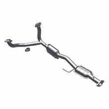 Load image into Gallery viewer, MagnaFlow Direct Fit Catalytic Converter 90-95 Ford Aerostar 4.0L CA - 334311