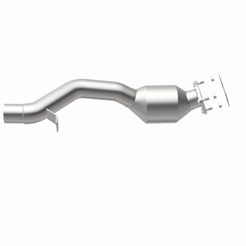 MagnaFlow 10-11 Cayenne V8 4.8 OEM Underbody Direct Fit Converter - 21-595