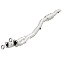 Load image into Gallery viewer, MagnaFlow Direct Fit Catalytic Converter 97-98 BMW 540I / 97-98 740I / 96-98 740IL 4.4L D/S - 23306