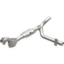 Load image into Gallery viewer, MagnaFlow Conv DF 01-04 Ford F-150 4.6L (49 State) - 93629