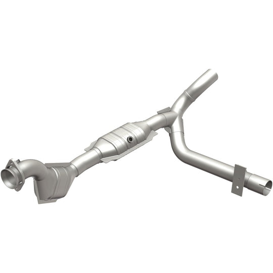 MagnaFlow Conv DF 01-04 Ford F-150 4.6L (49 State) - 93629