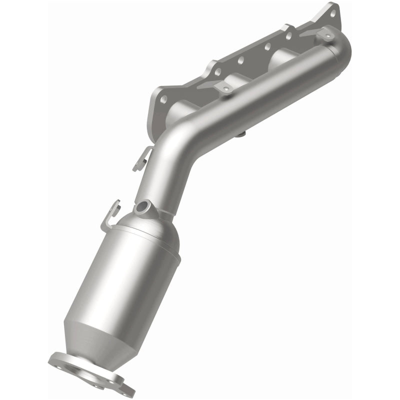 MagnaFlow Direct Fit Catalytic Converter 12-16 Hyundai Equus V8 5 OEM Manifold - 22-093